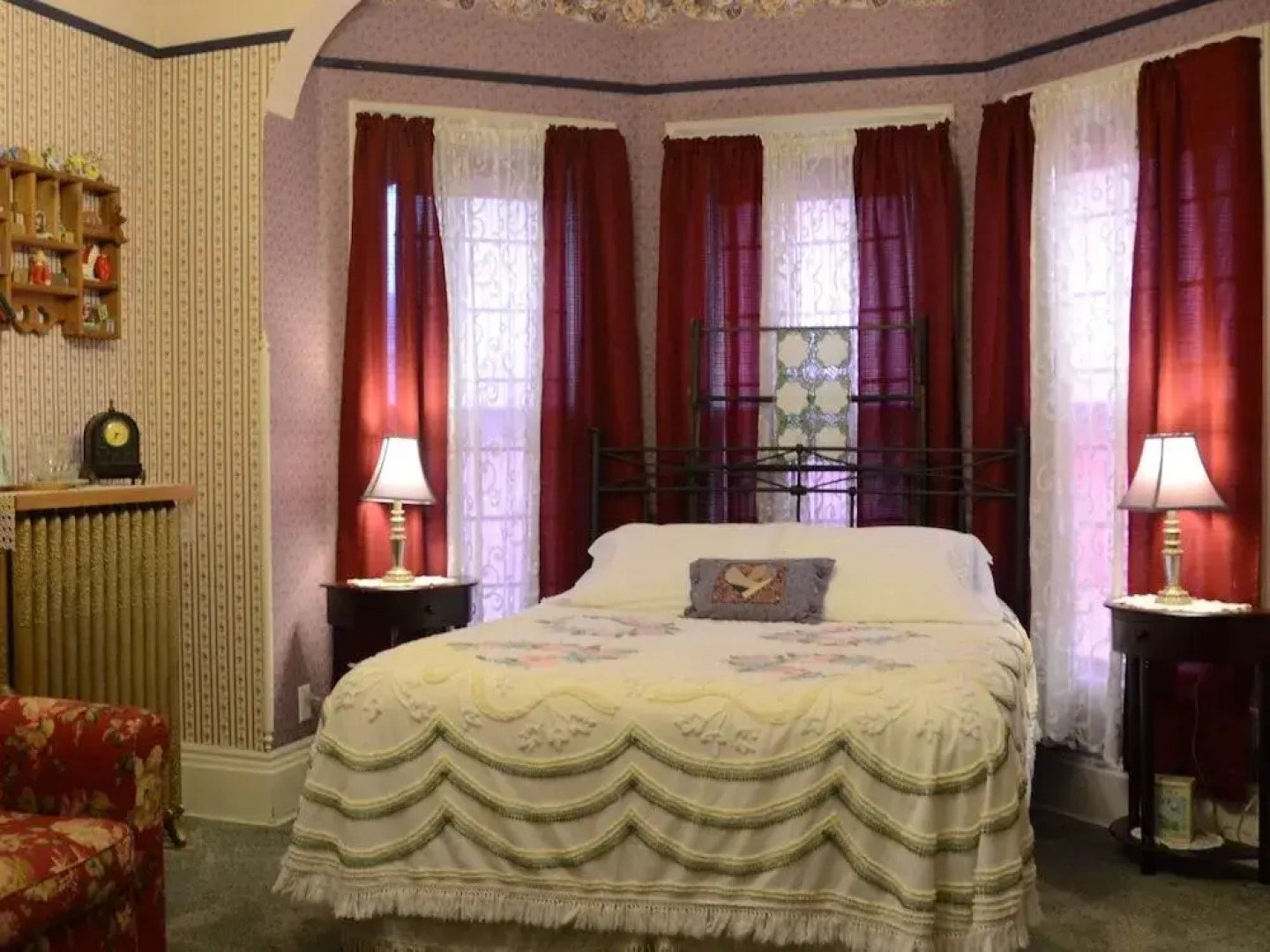 Stauer House Bed and Breakfast