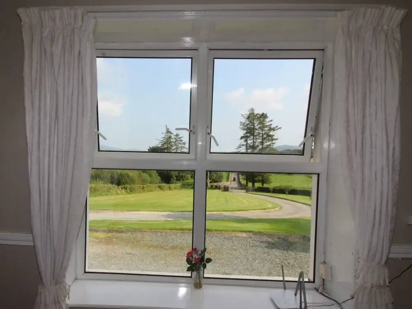 Alcorn's farmhouse 10 mins from beach