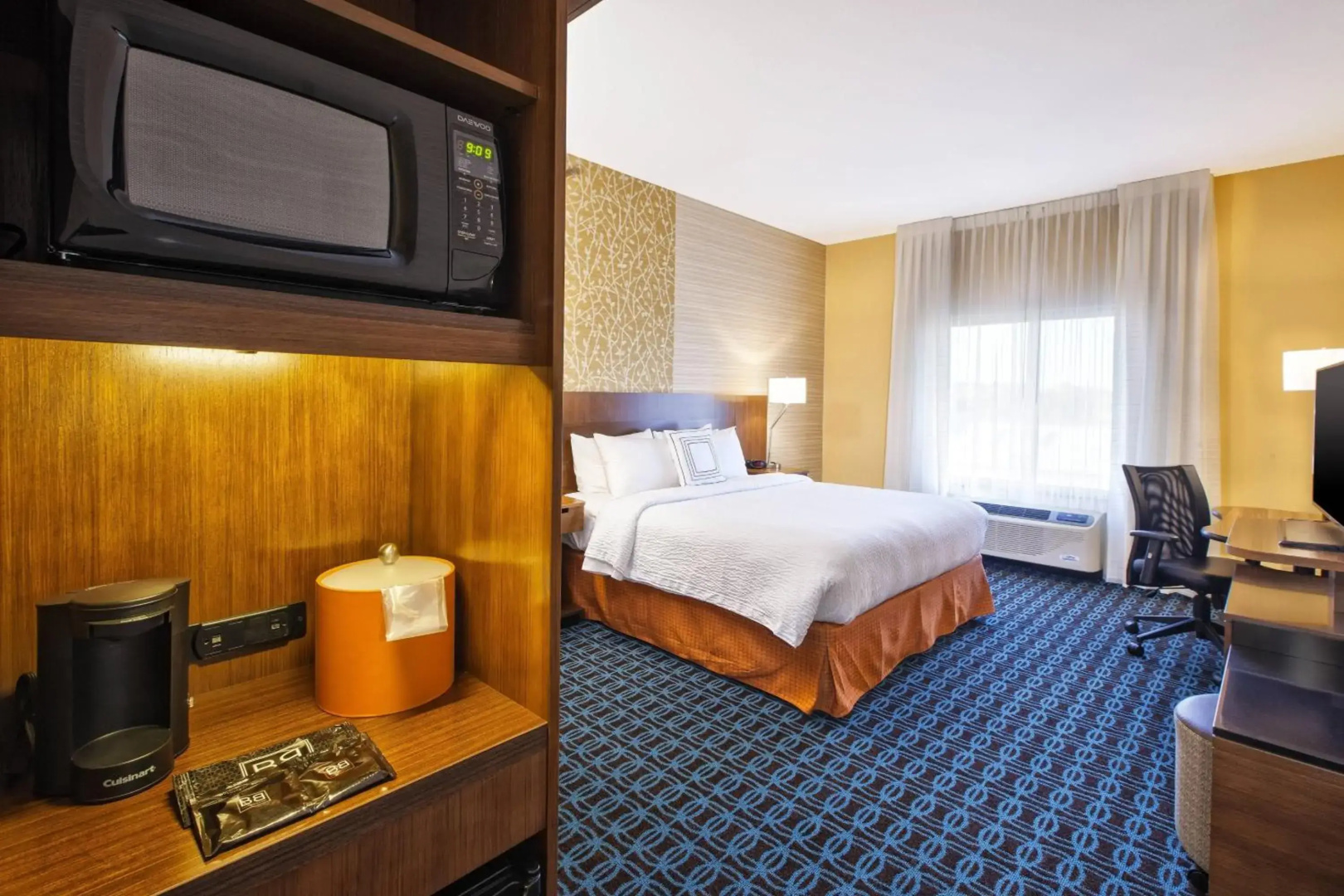 Hotel Indigo Traverse City by IHG