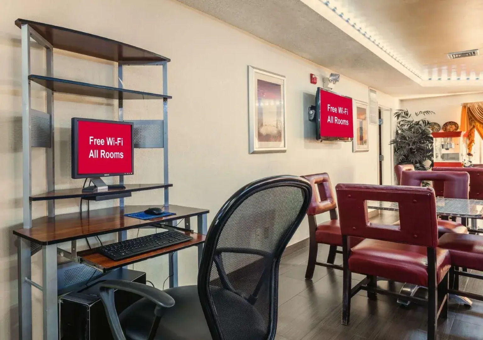 Red Roof Inn & Suites Savannah Gateway