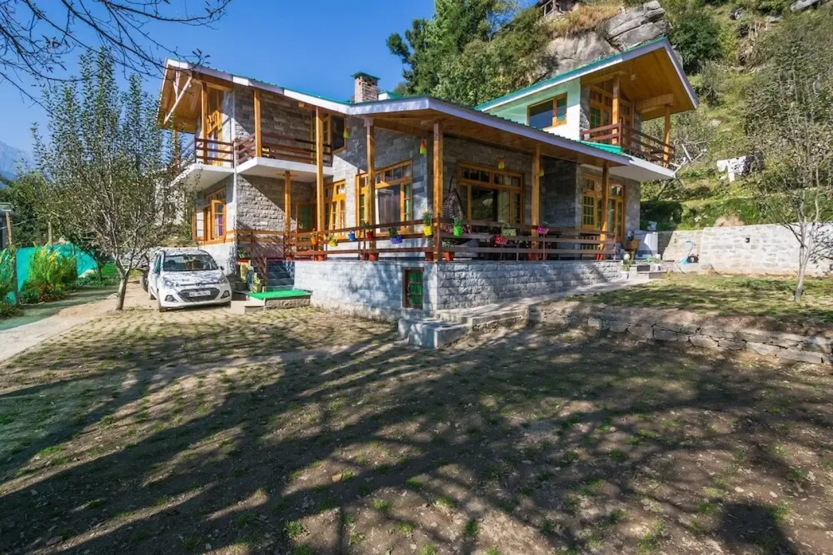 V Resorts Mantra Cottage Manali