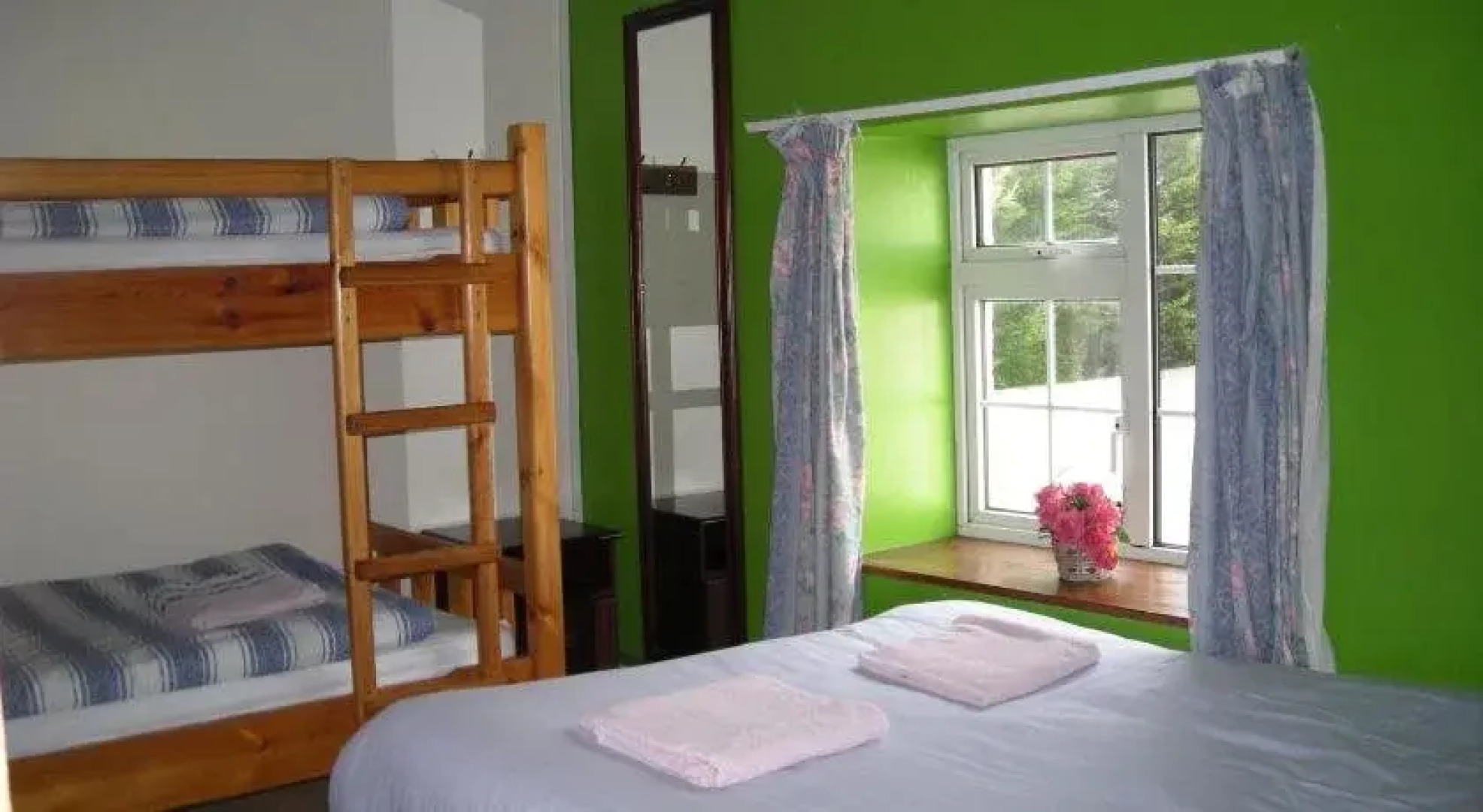 Harbour House Hostel