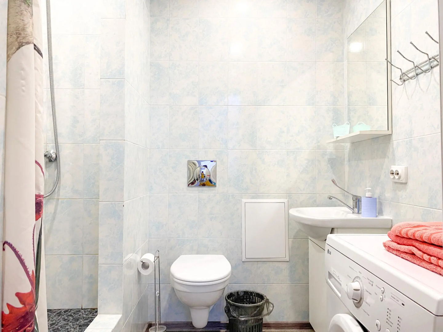 Апартаменты Счастье жить в центре Севастополя на ул. Большая Морская, д.41