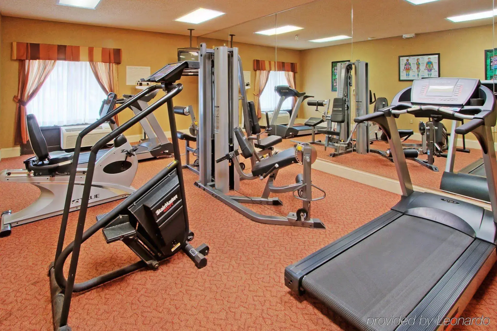 Holiday Inn Express Hotel & Suites Albuquerque Midtown by IHG
