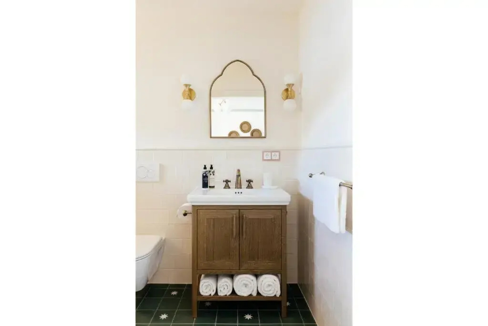 Villa Alma - a lakeside Boutique Hotel