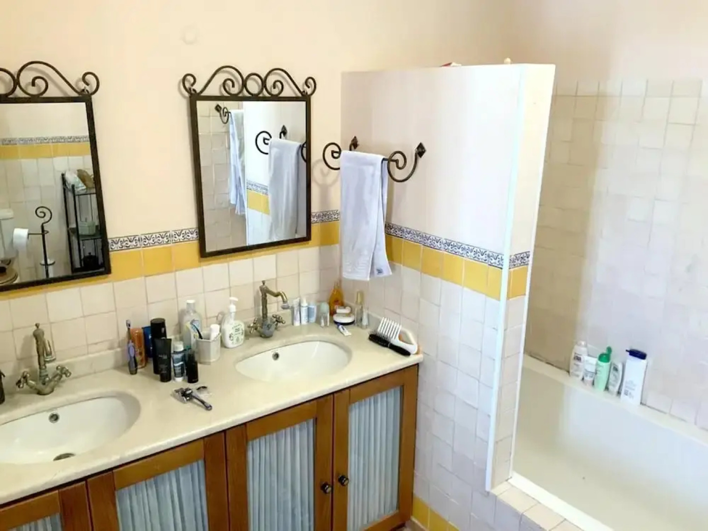 Villa With 3 Bedrooms in Casais de Sao Bras, With Wonderful Mountain View, Shared Pool, Enclosed Garden