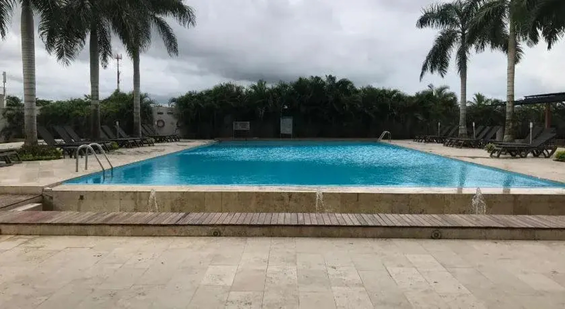 Edificio Seaway 935 ( Hotel Sonesta)