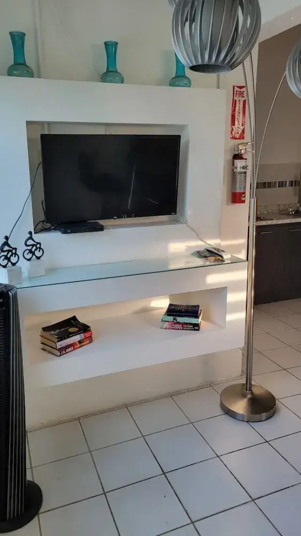 Luichy's Seaside Hotel