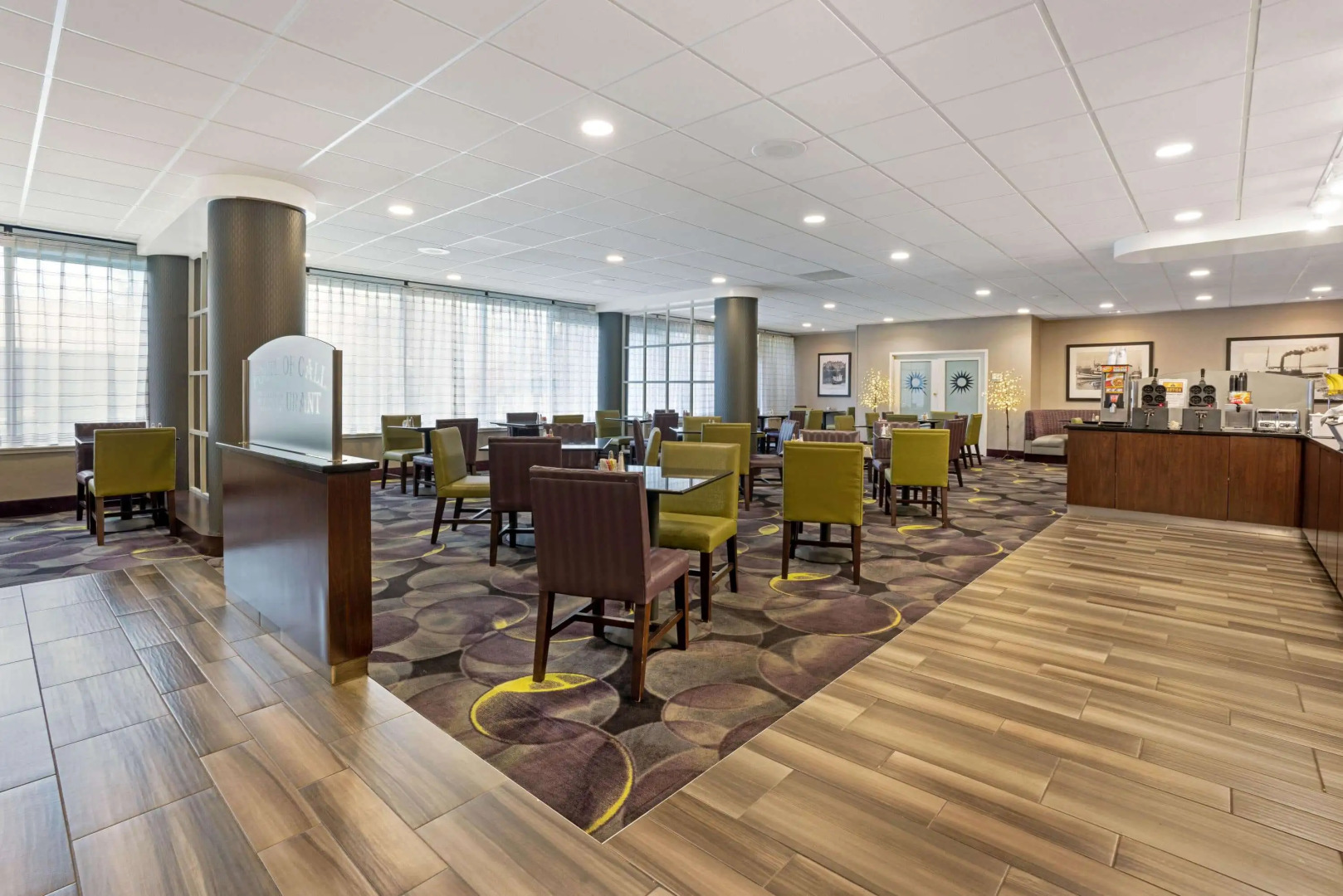 La Quinta Inn & Suites by Wyndham Tacoma - Seattle