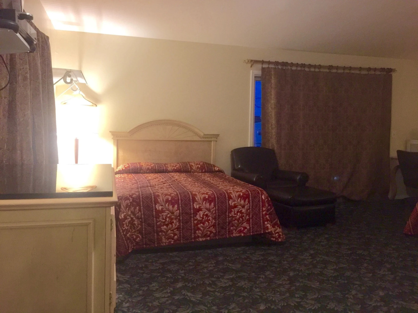 Hotel Charlee Villas by the Beach