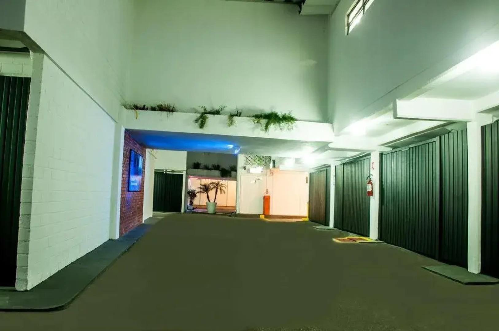 Flash Motel - Adults Only