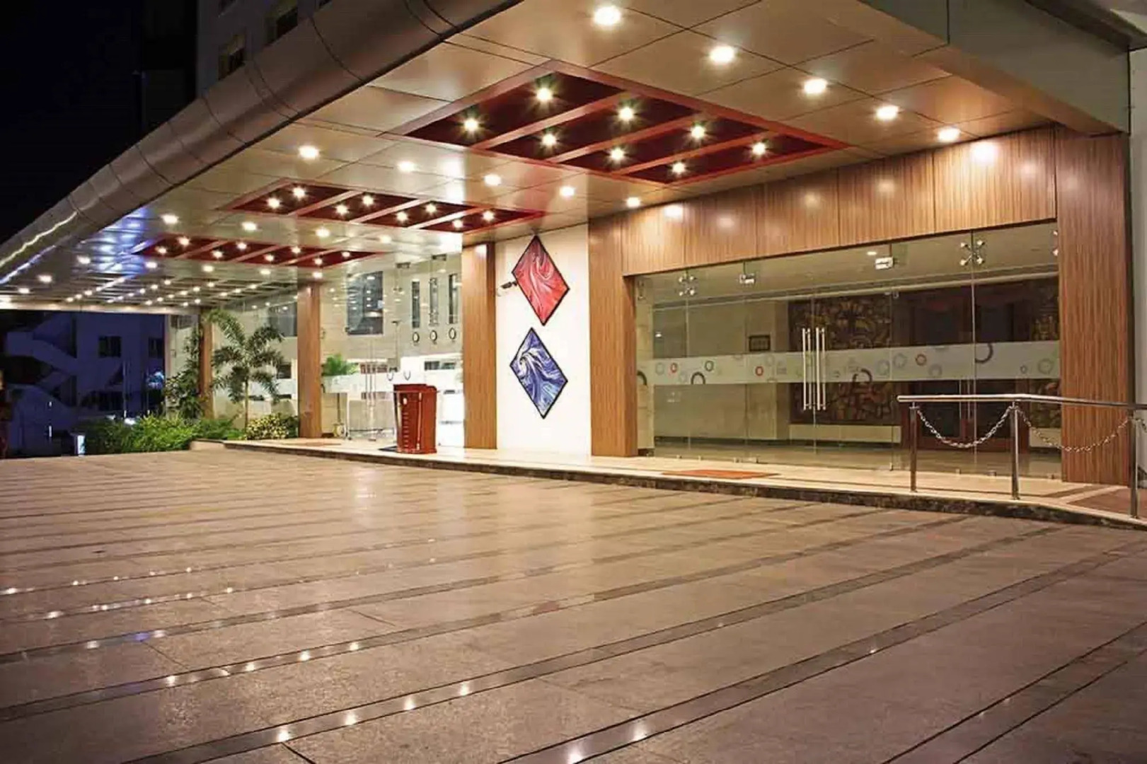 Hotel Chennai Le Palace