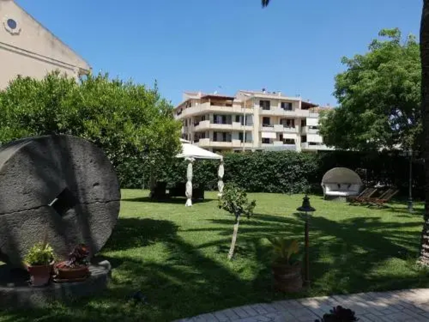 Sicily In Residence Sea Garden