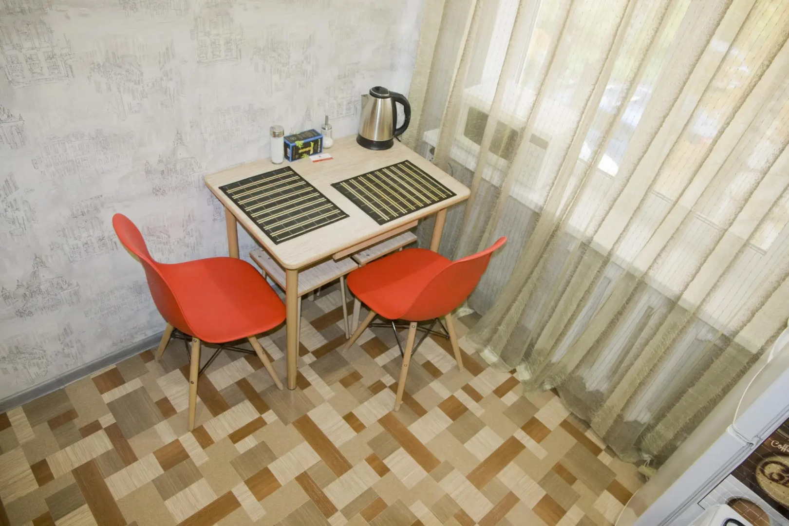 Барбарис на улице 30 Лет Победы