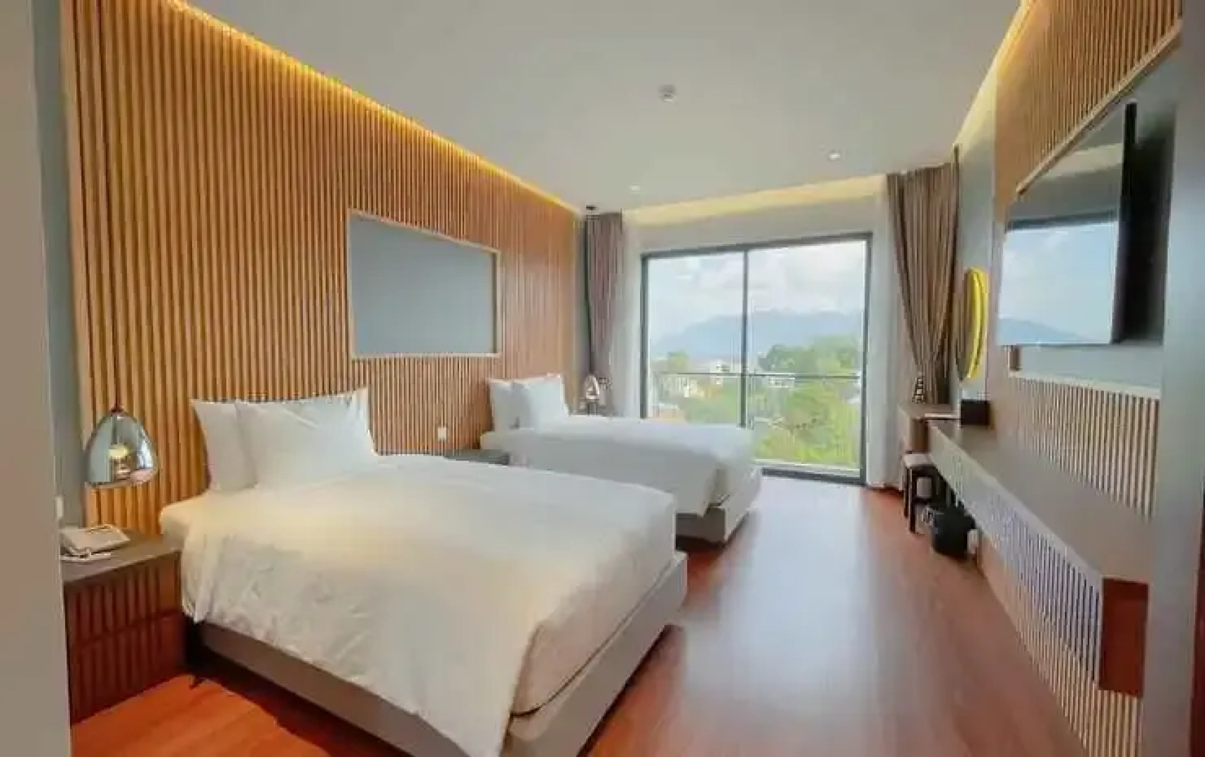 Sunflower Hotel & Resort