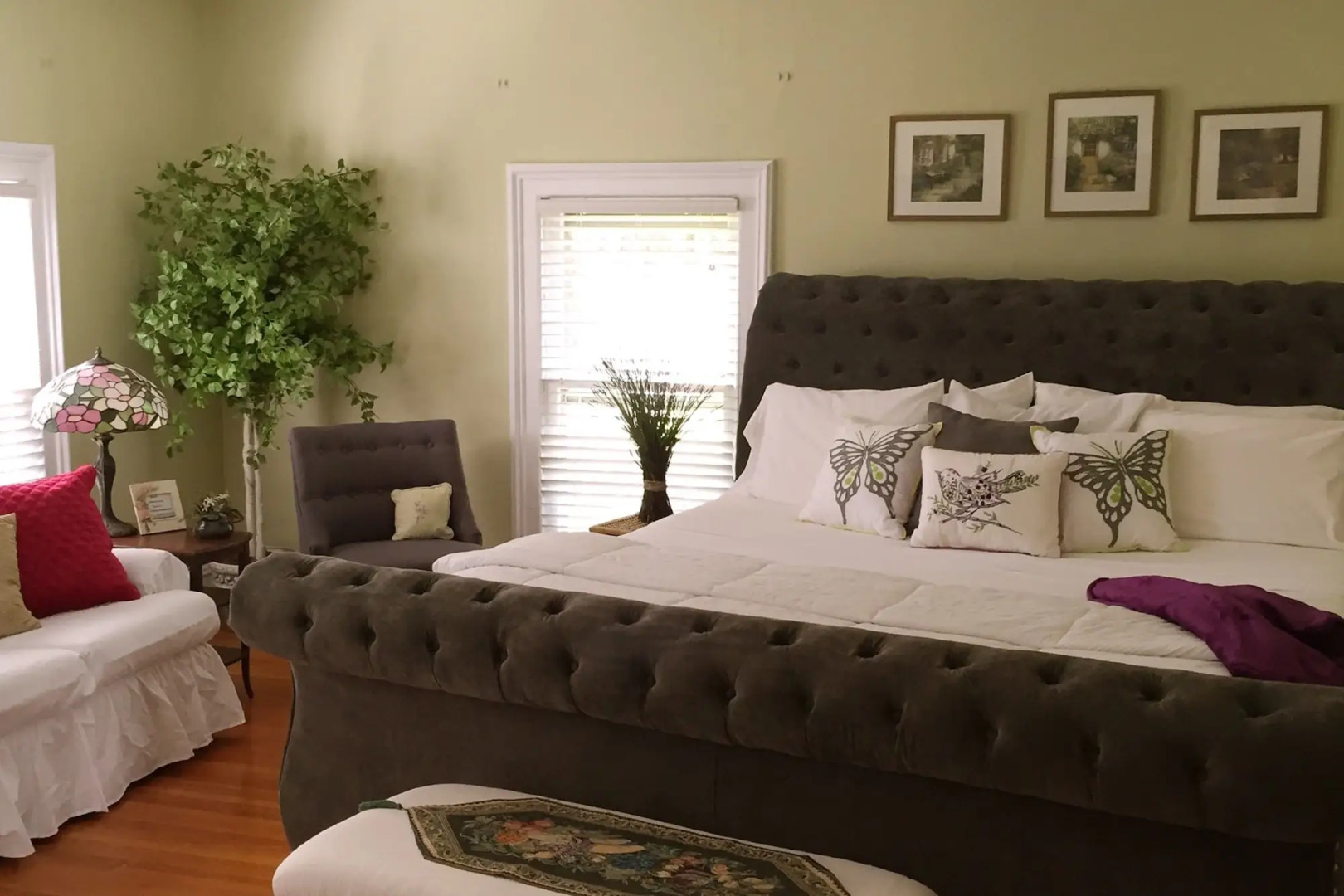 18 Vine Inn & Carriage House