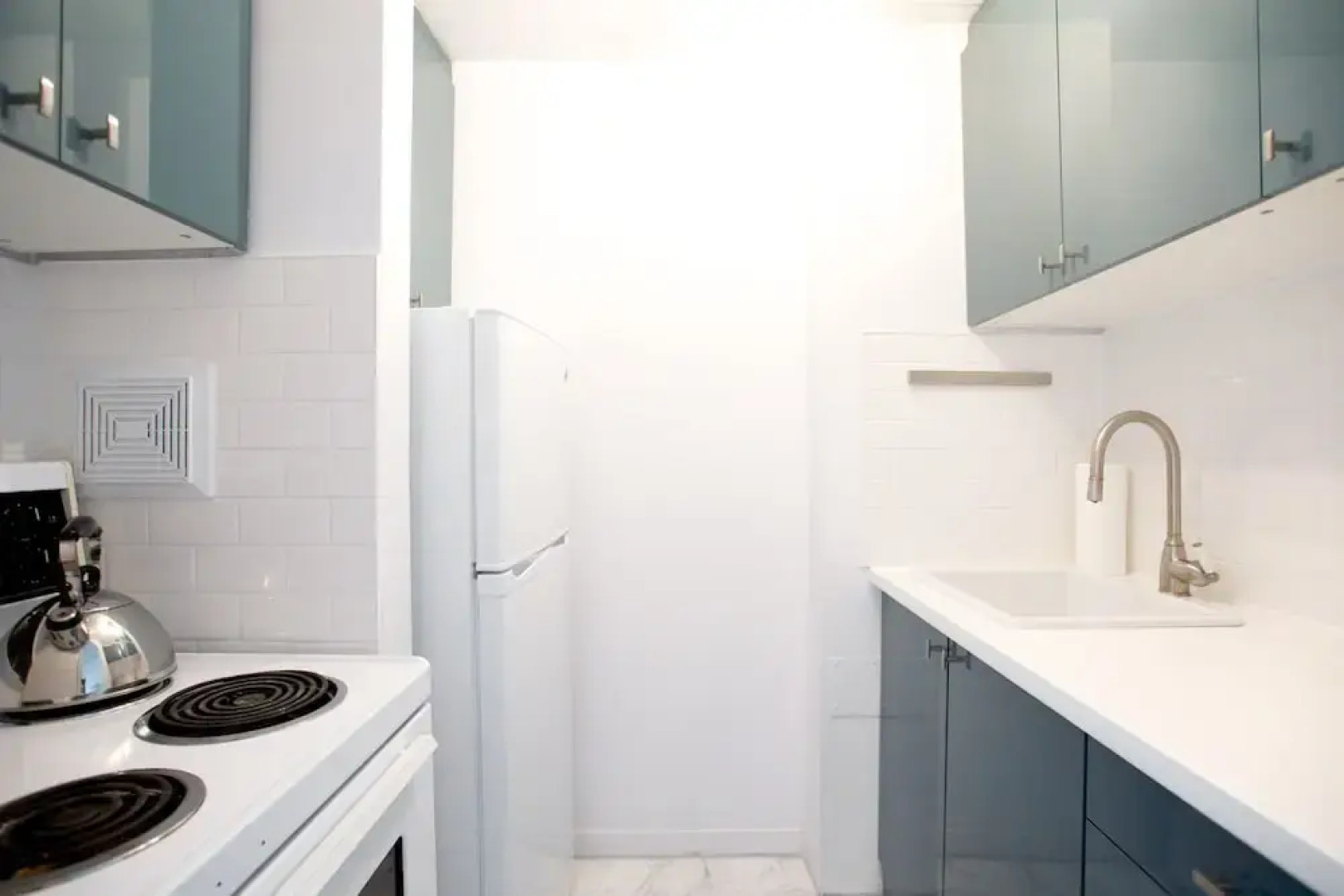 The Hutchinson Apartments