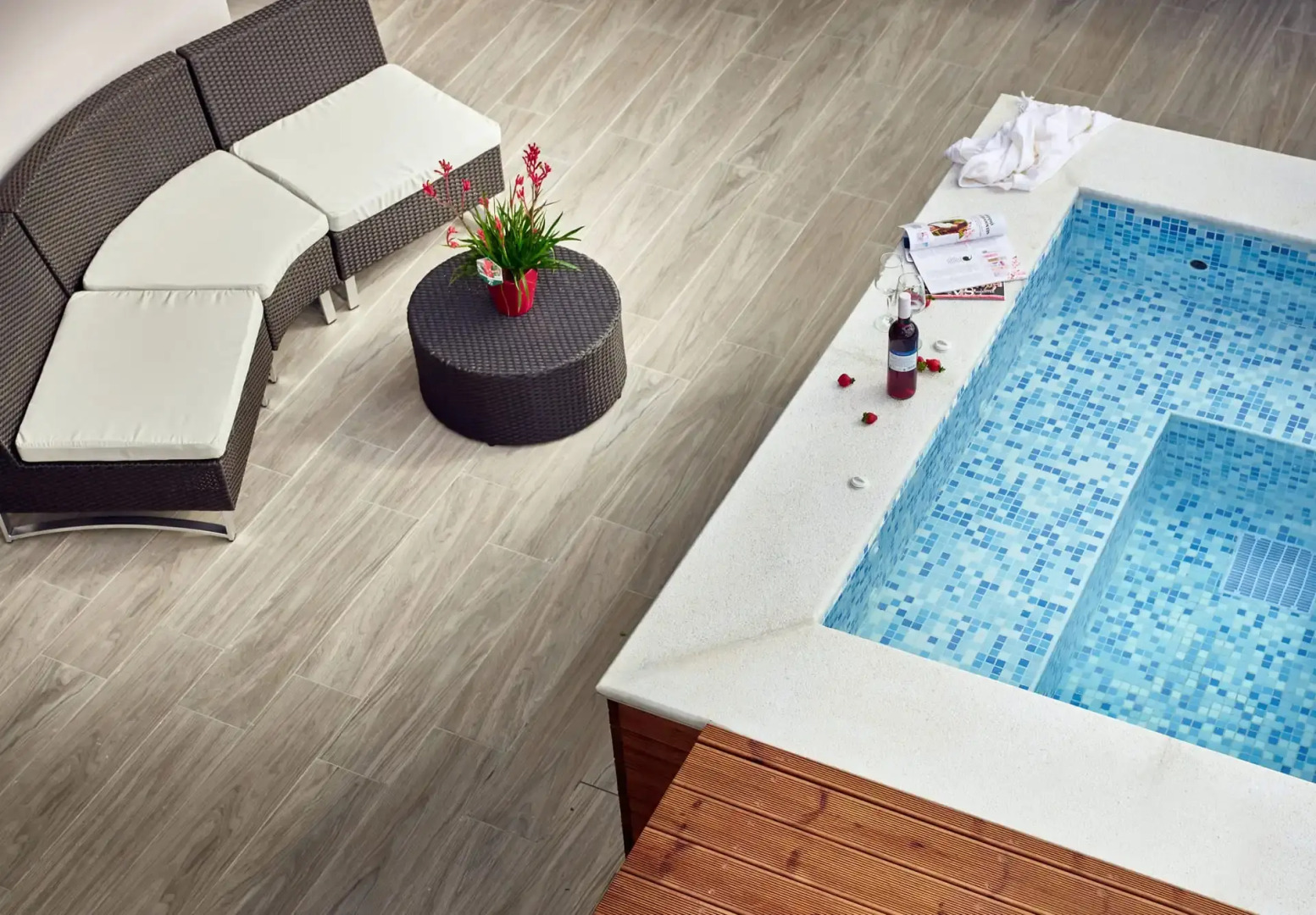 Savvas Luxury Suites