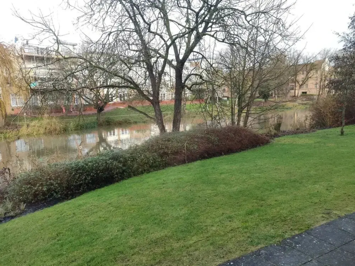 River Ground Floor Apartment - 70 Skipper Way