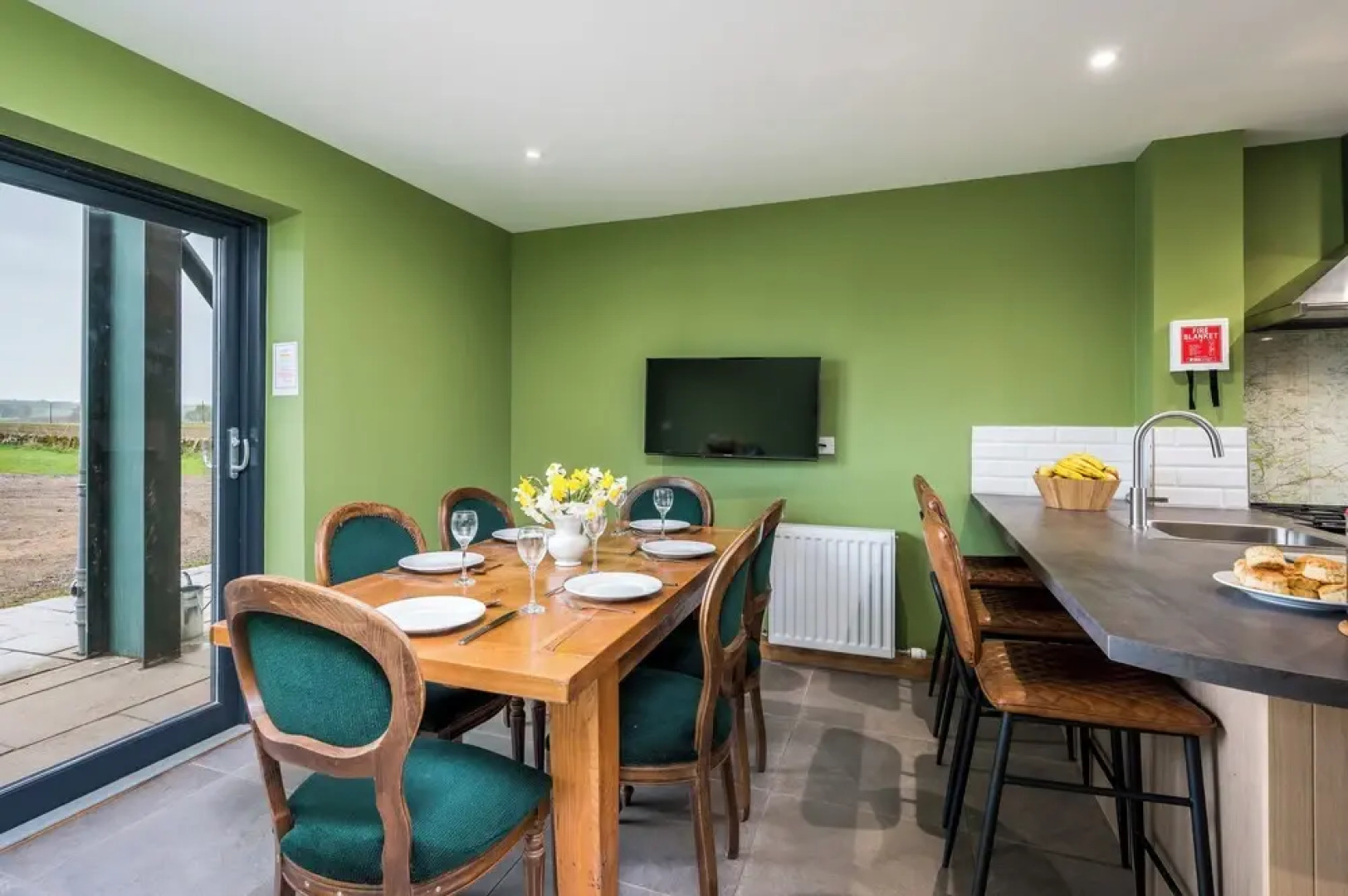 Auchlishie Apartment