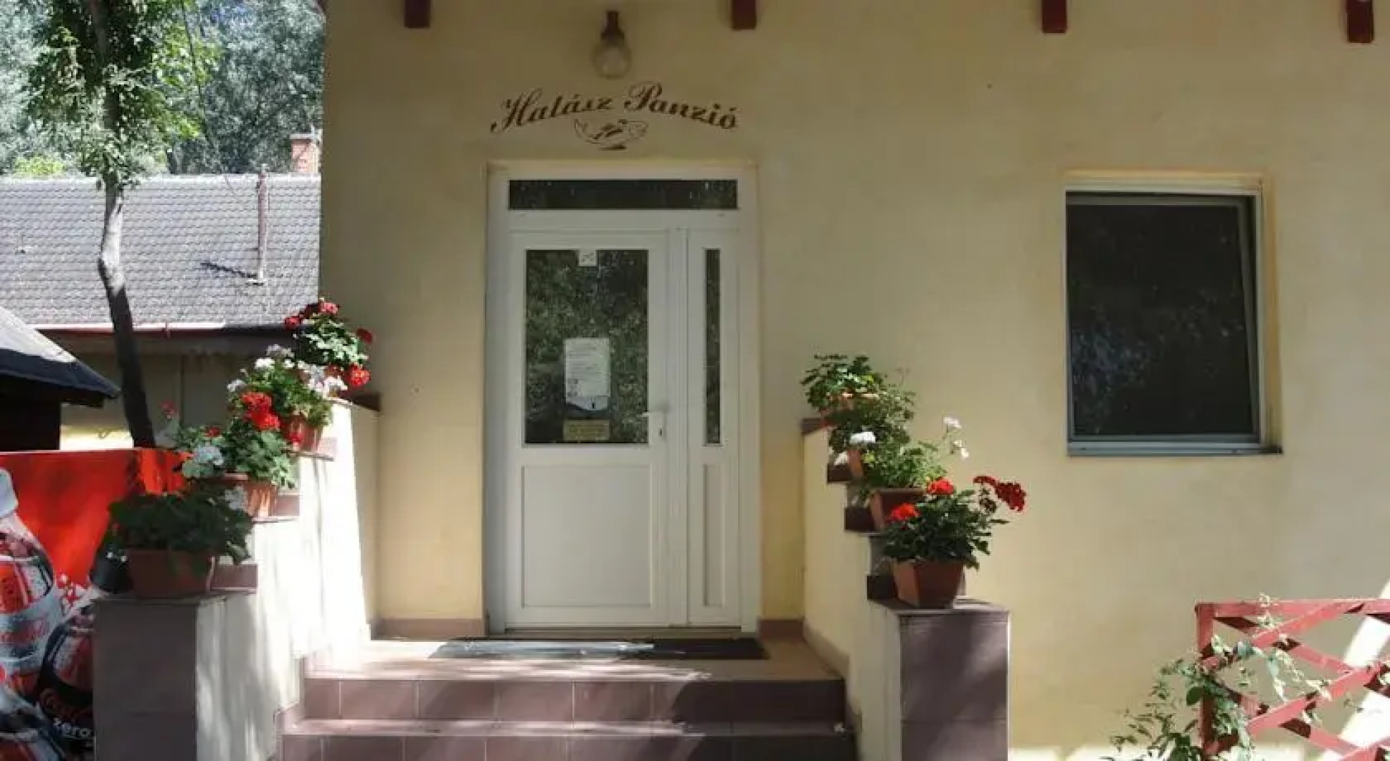 Tiszacsegei Halászcsárda és Panzió