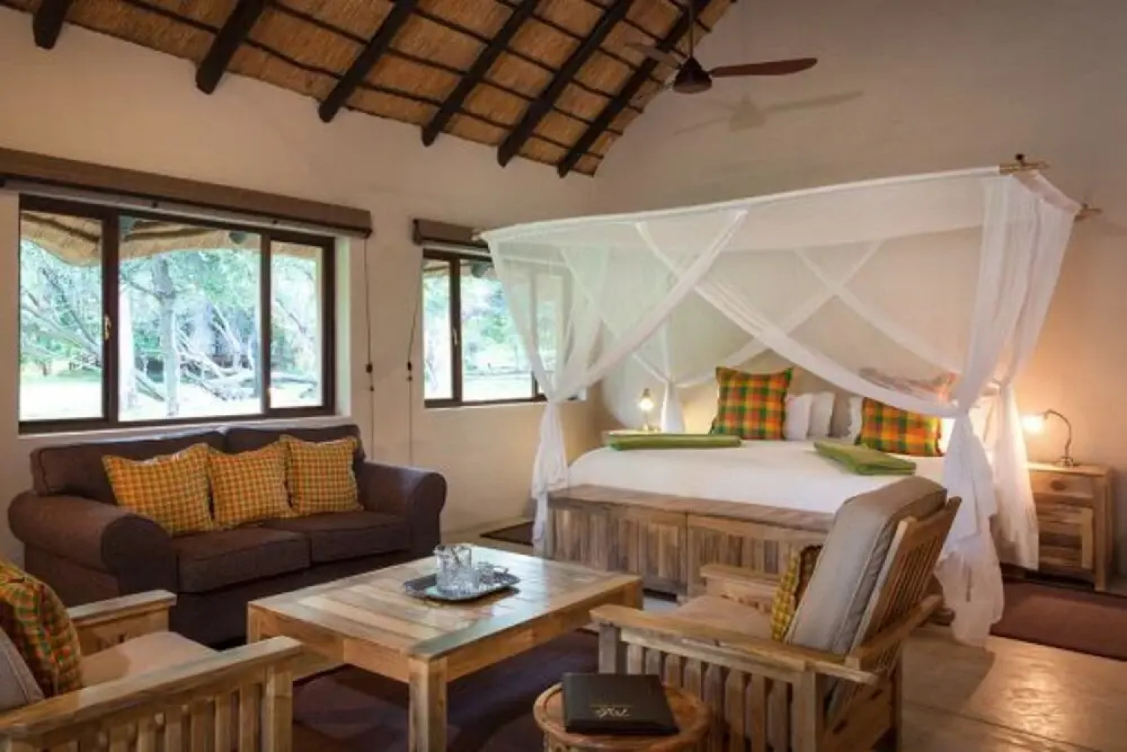 Tuli Safari Lodge