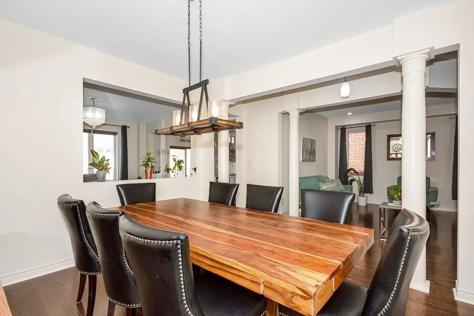 4 bdrms Milton near Toronto and Niagara