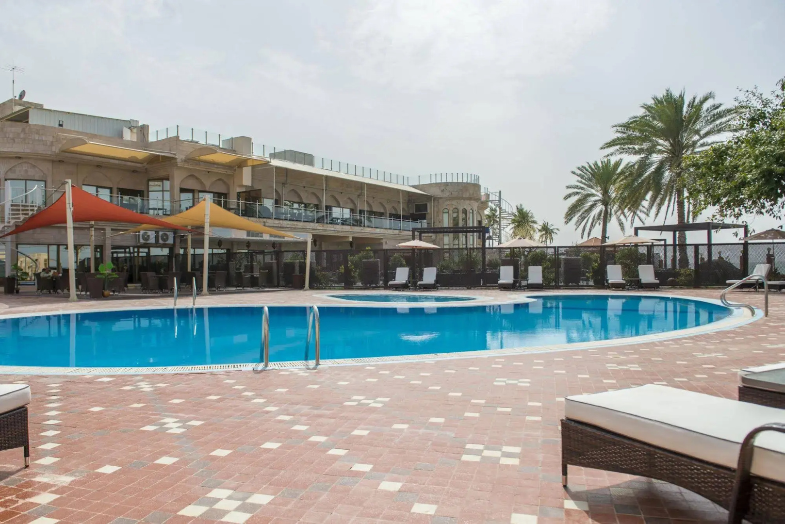 Al Qurum Resort