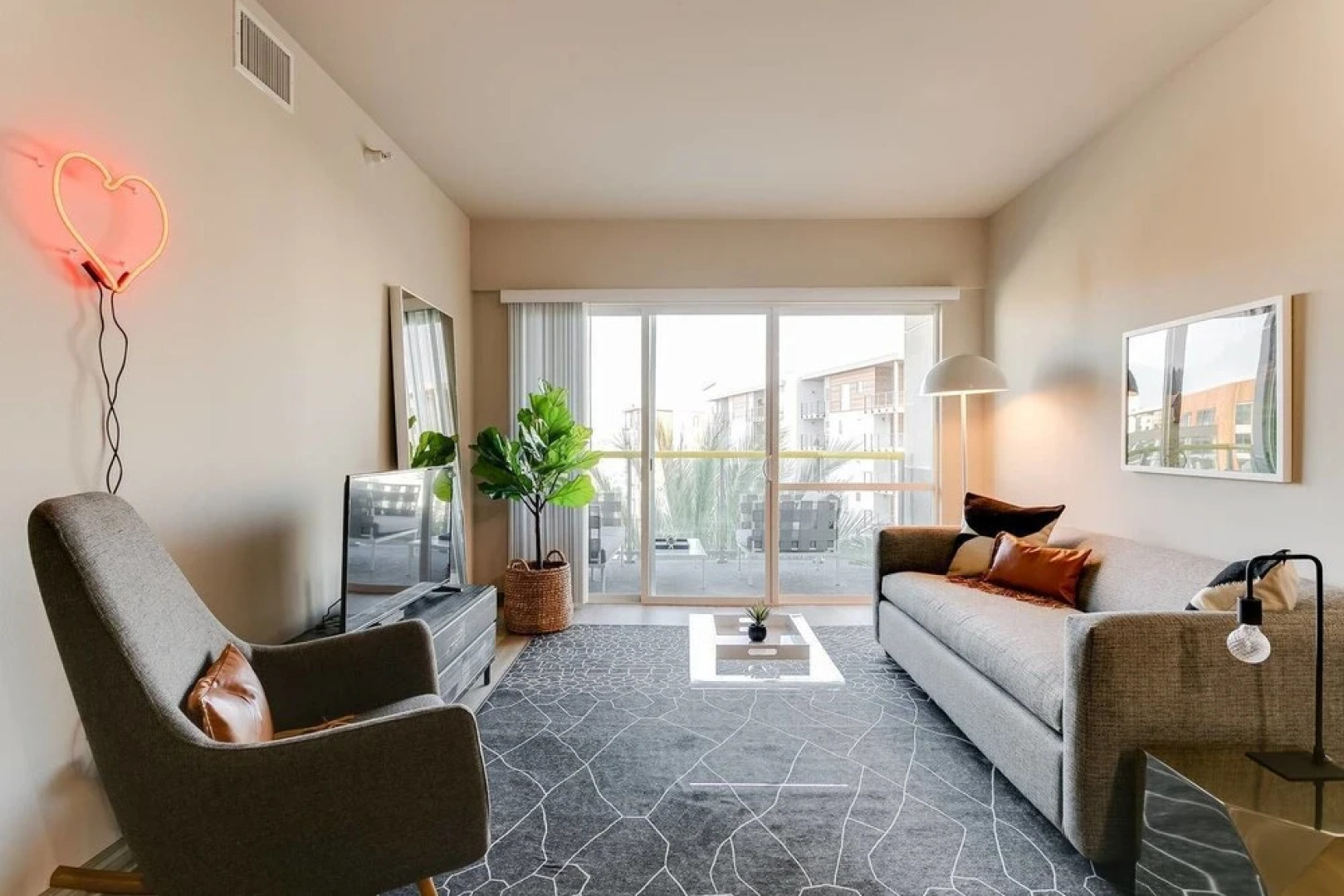 1-Bdrm Hideaway Marina Del Rey