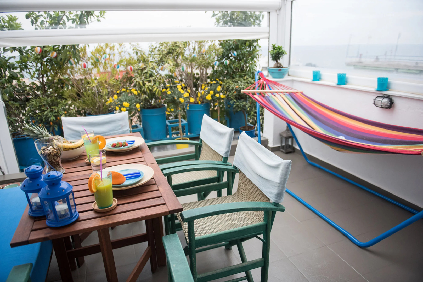 Dandy On The Beach |2-Story Apartment|Open Up Roof