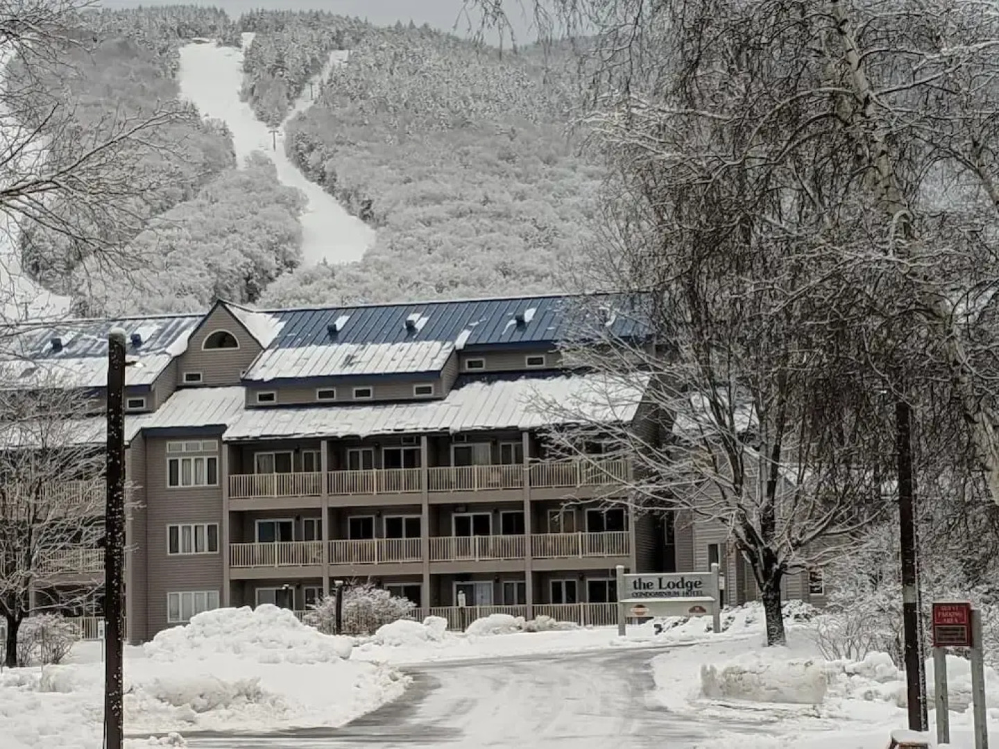 The Lodge at Lincoln Station
