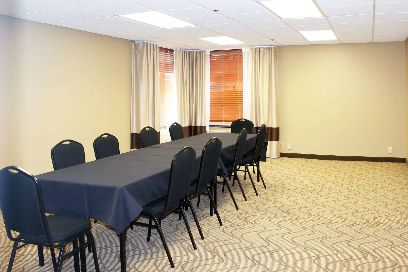 Holiday Inn Express & Suites Atlanta - Tucker Northlake by IHG