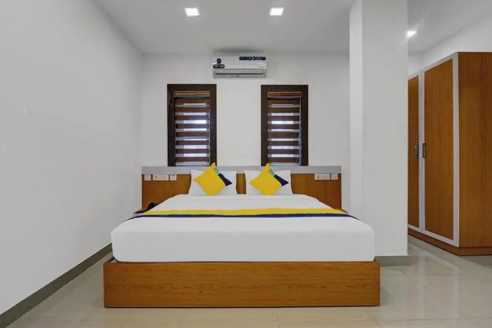 Itsy By Treebo - Fathima Palace