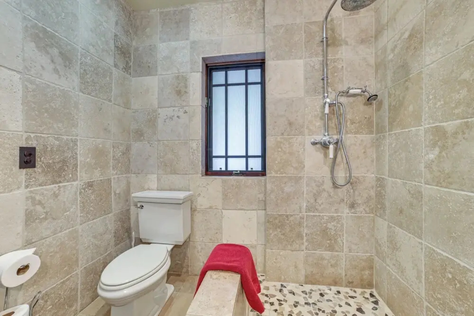 Upscale Earl Young Charlevoix Cottage w/ Deck!