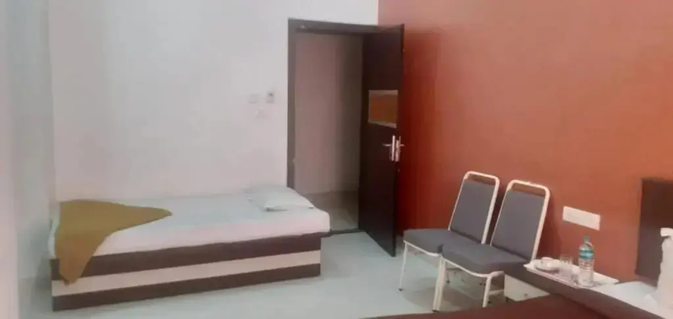 Priyanka Residency by OYO Rooms