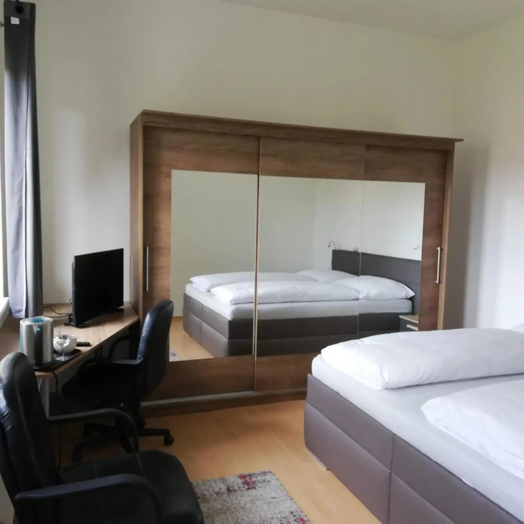 Rezident consult s.r.o.