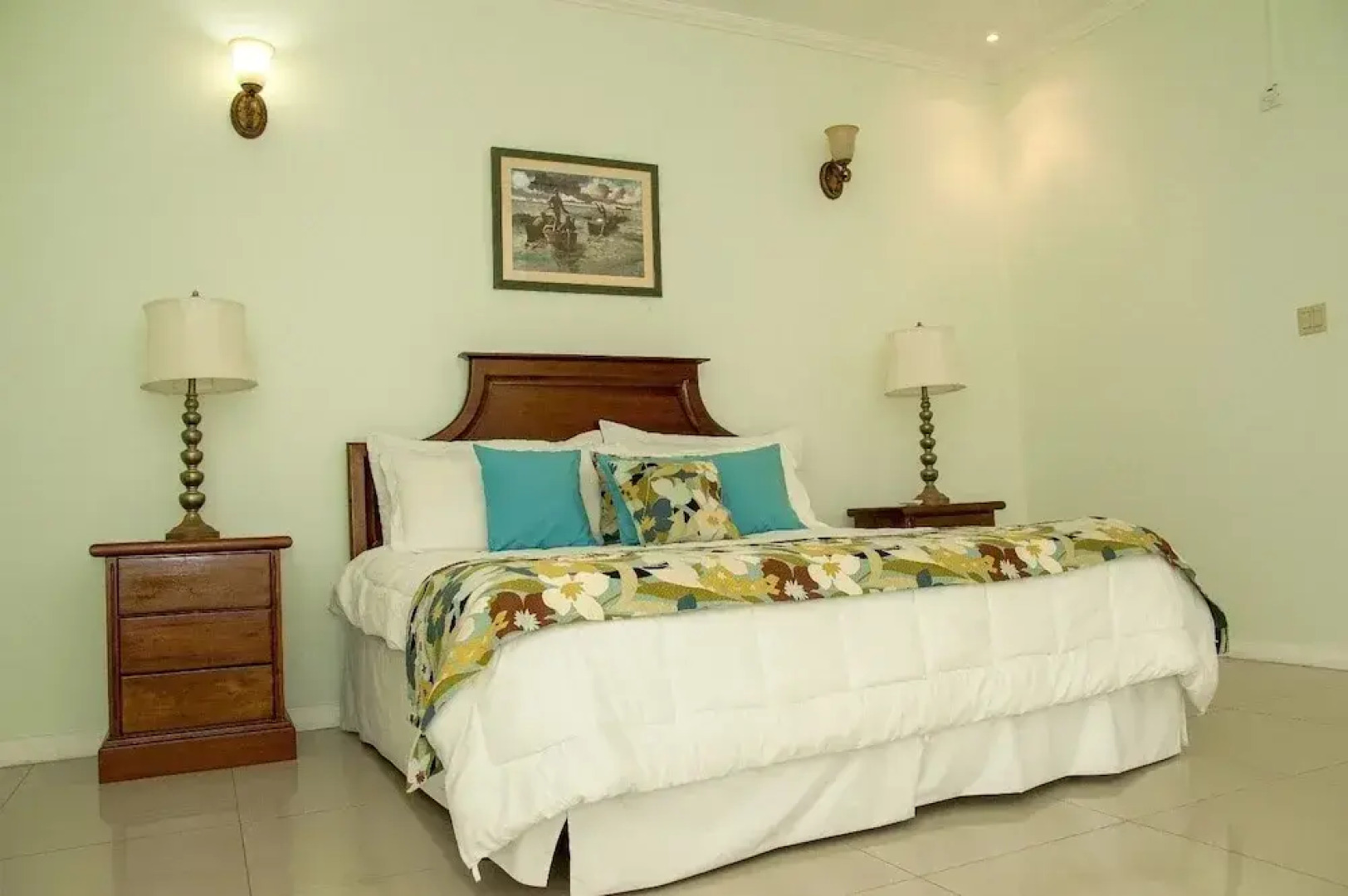 3 bdrm Town House at Runaway Bay