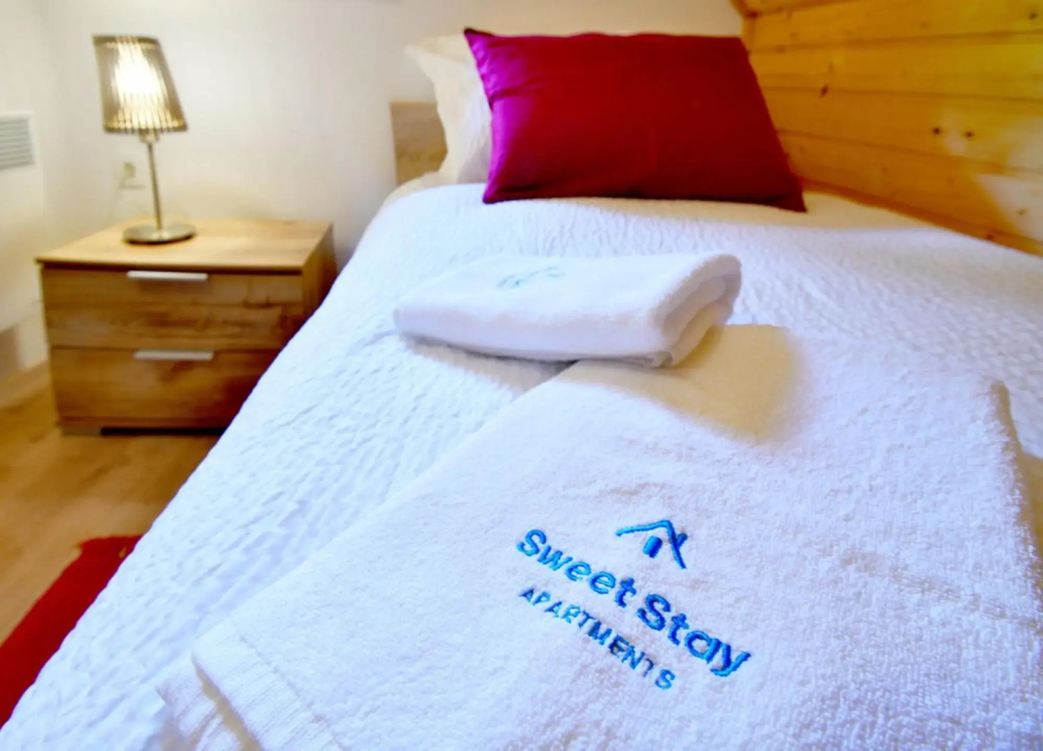 Sweet Stay Forest House