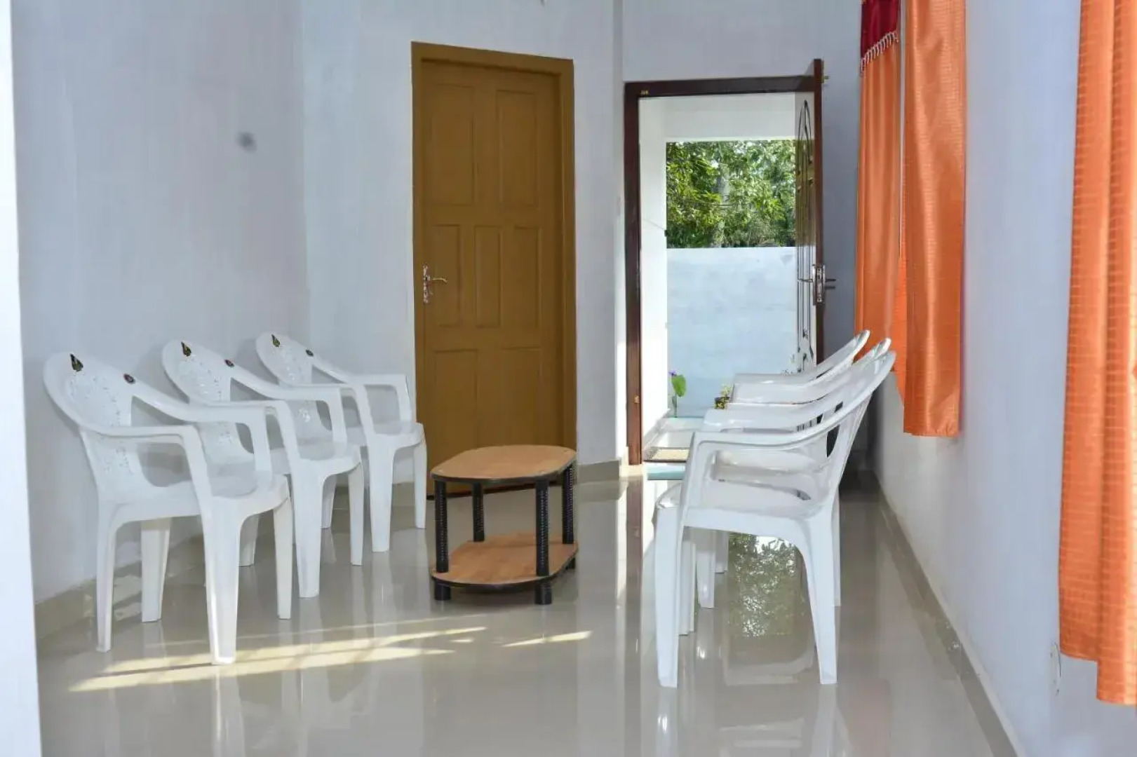 Sea Breeze Beach Home Stay