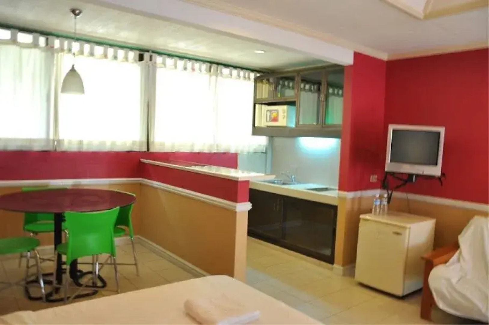 Club Manila East Taytay