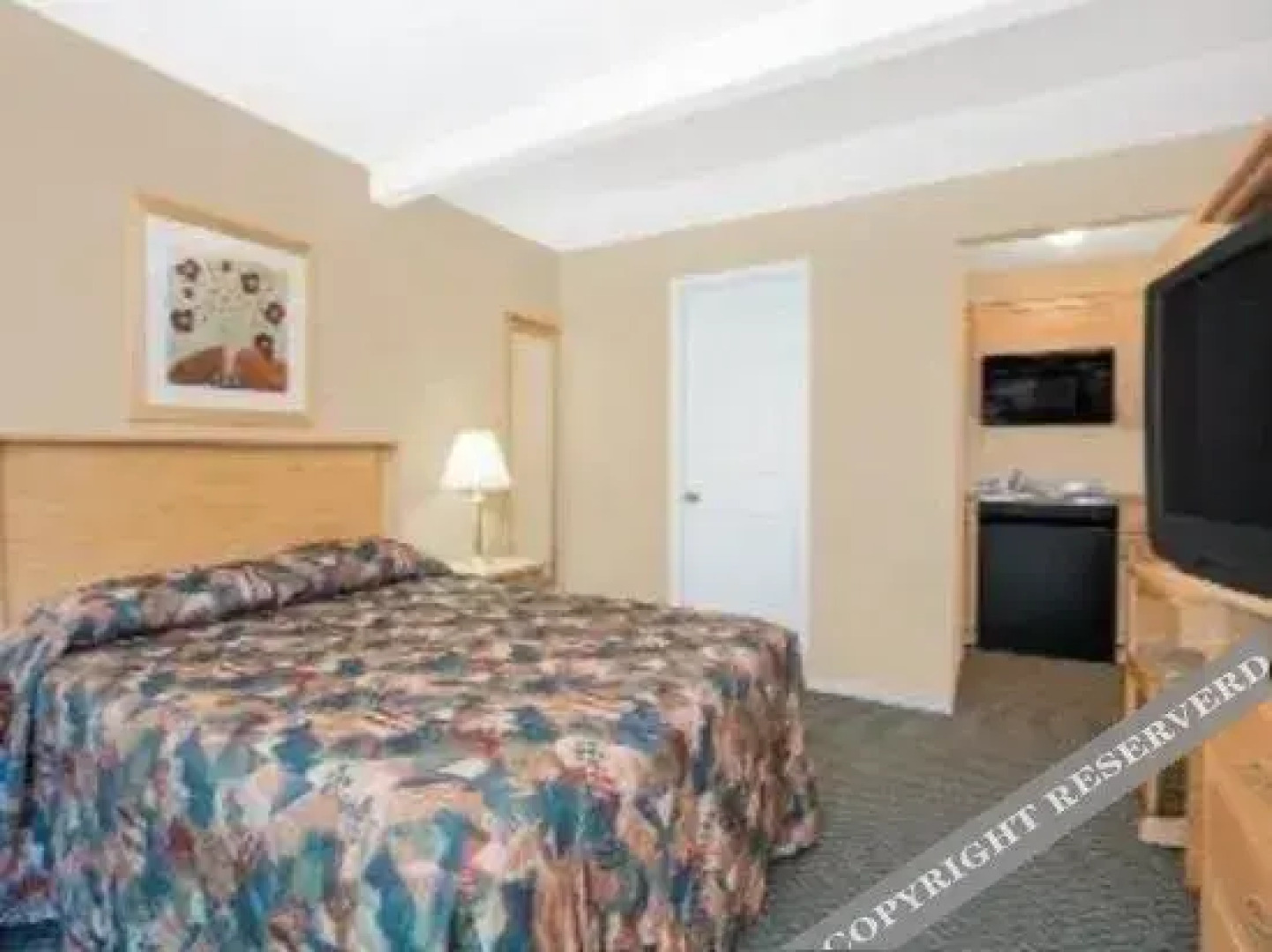 Super 8 Motel - Penticton