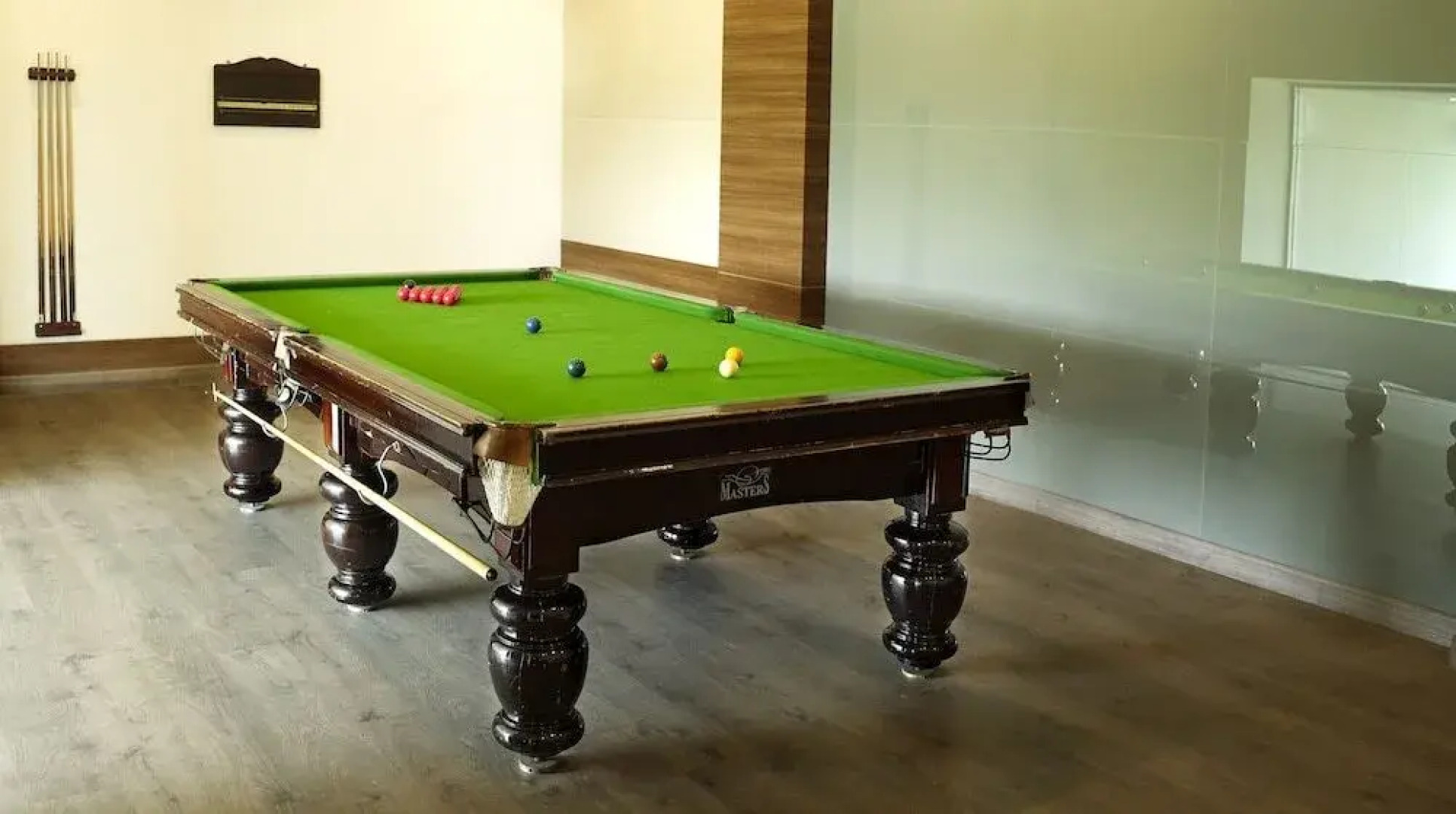 Grey Suit Kakkavakkam