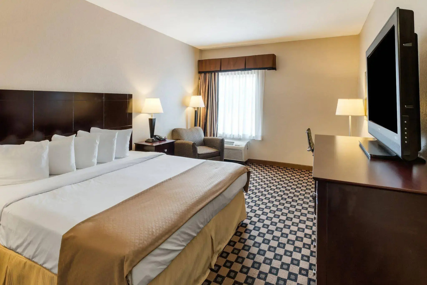 Quality Inn & Suites