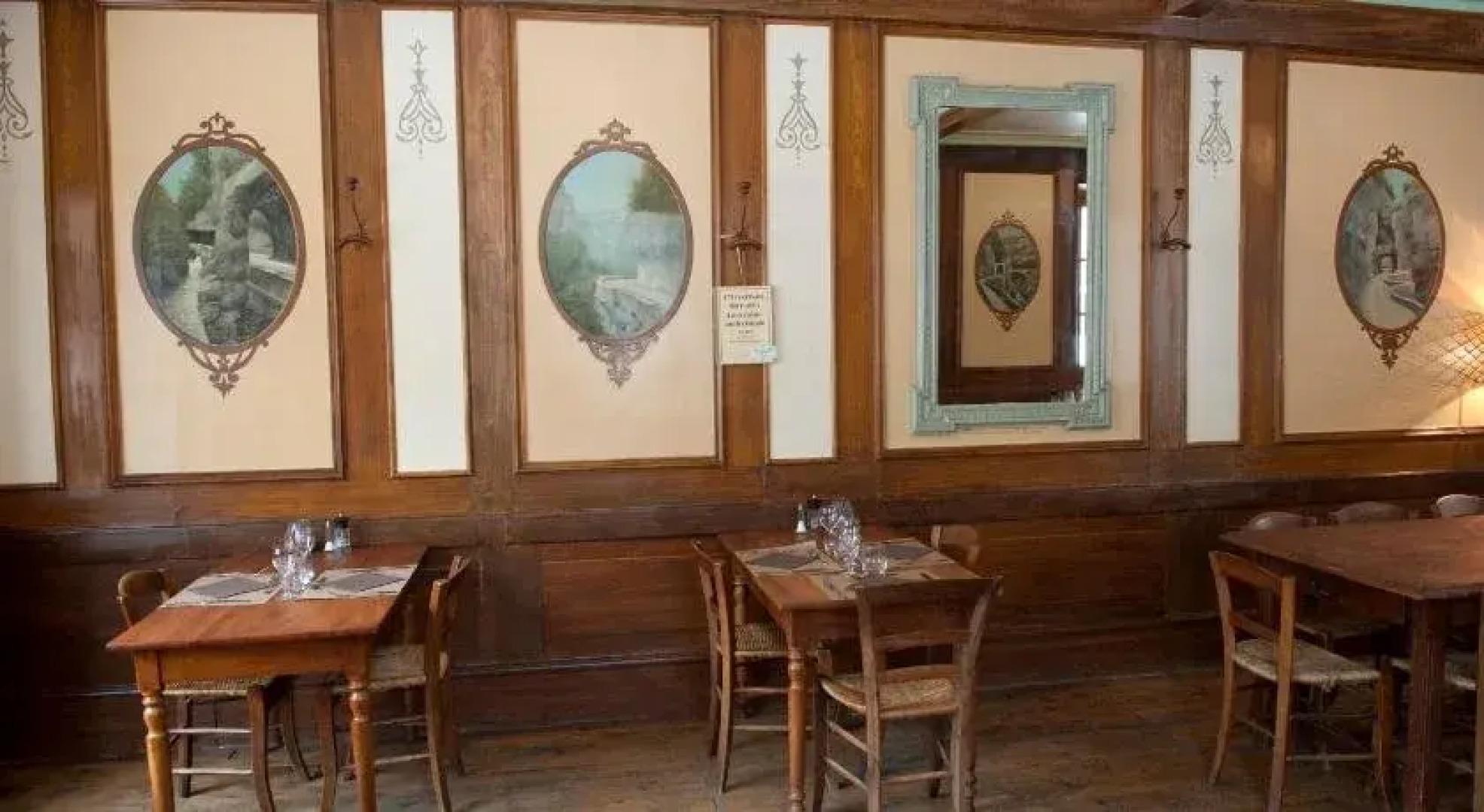 Café Brochier Hotel