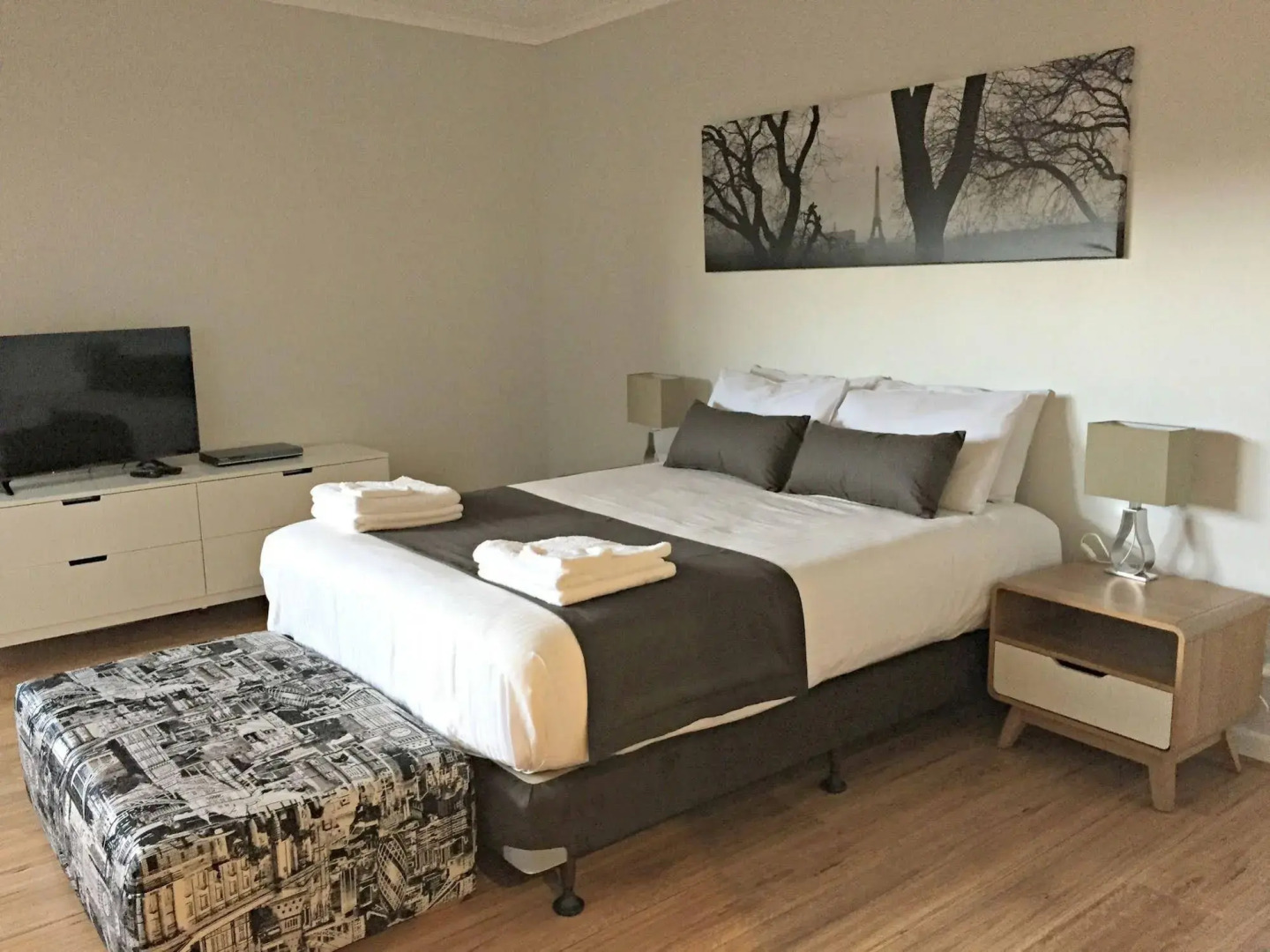 Specialty Accommodation – Adelaide Dress Circle Apartments