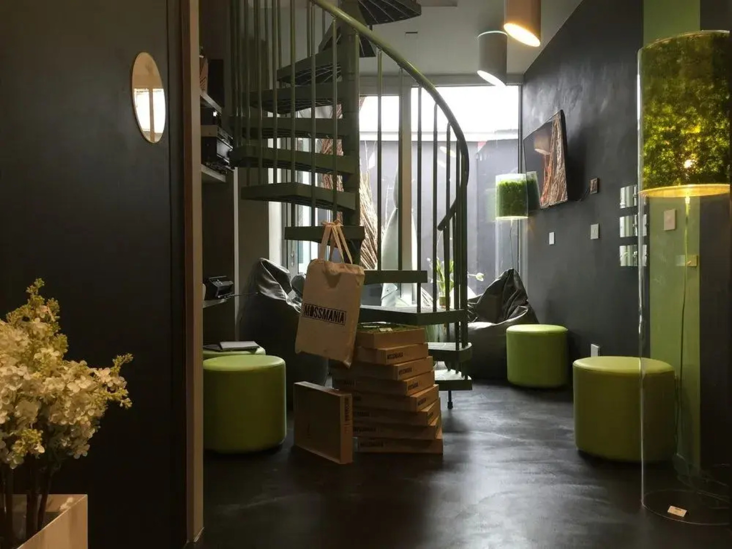 miLoft Guest Rooms & Terrace