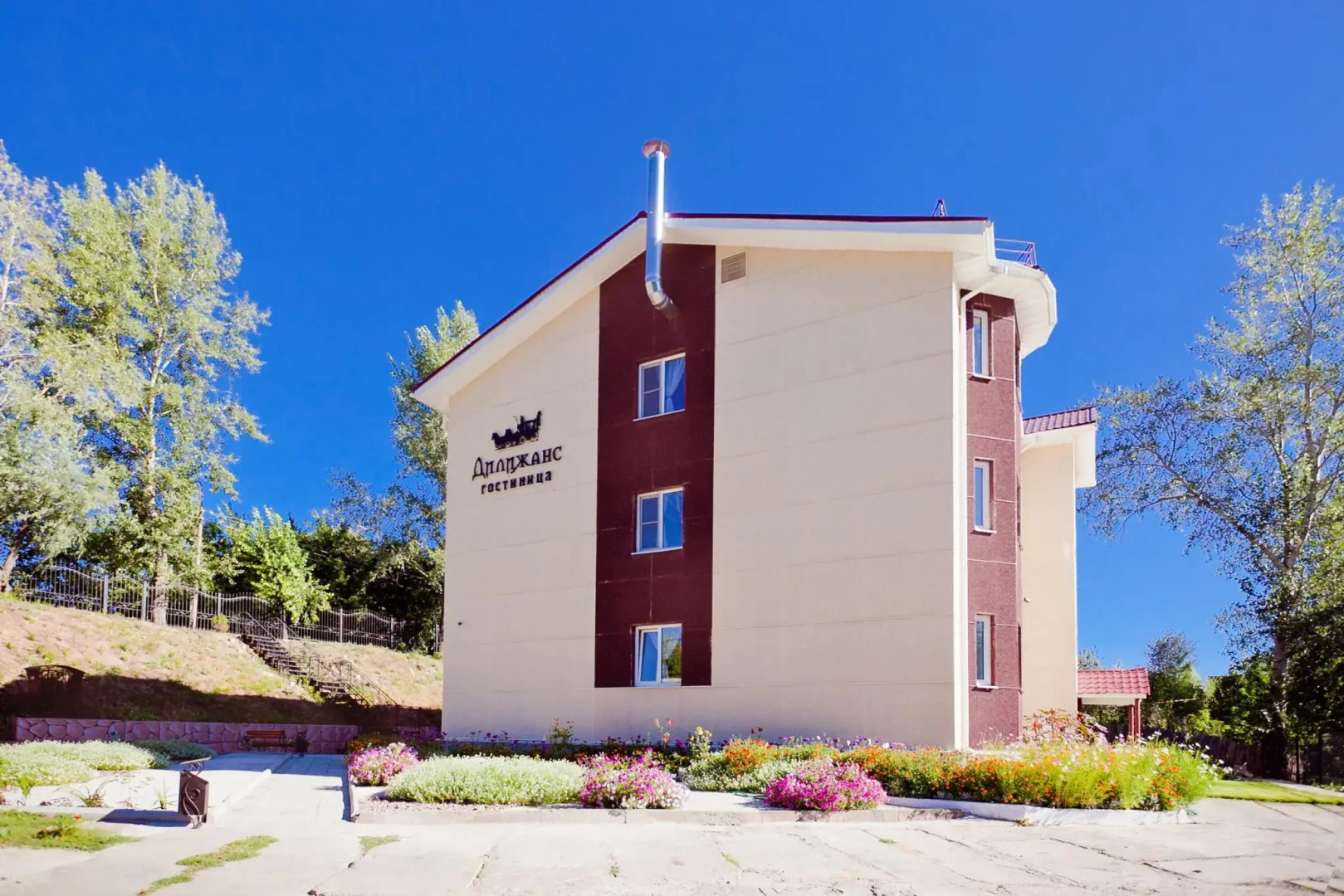 Dilizhans Hotel
