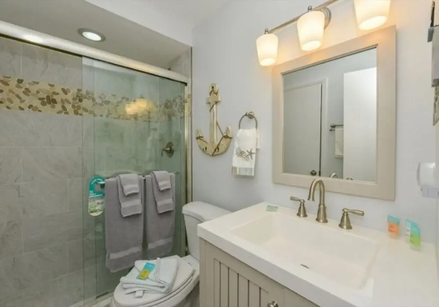 Bay Oaks by Beachside Management