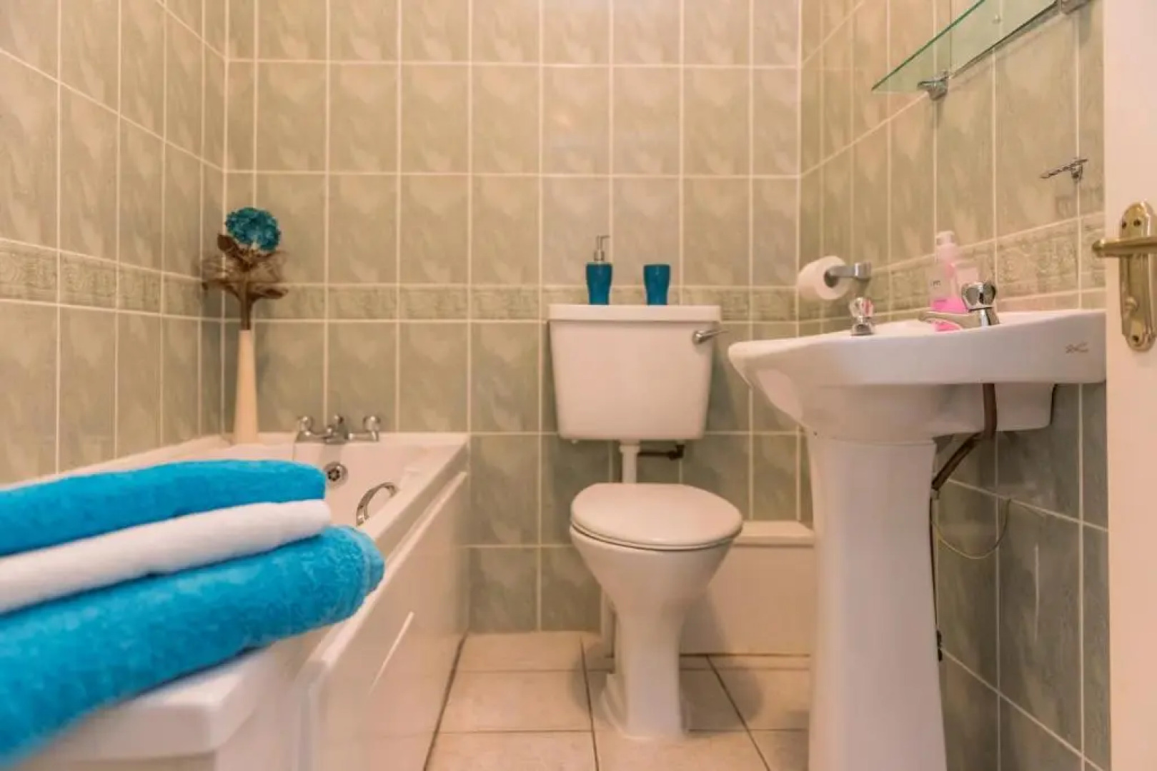 Atlantic Point Sea View Apartment