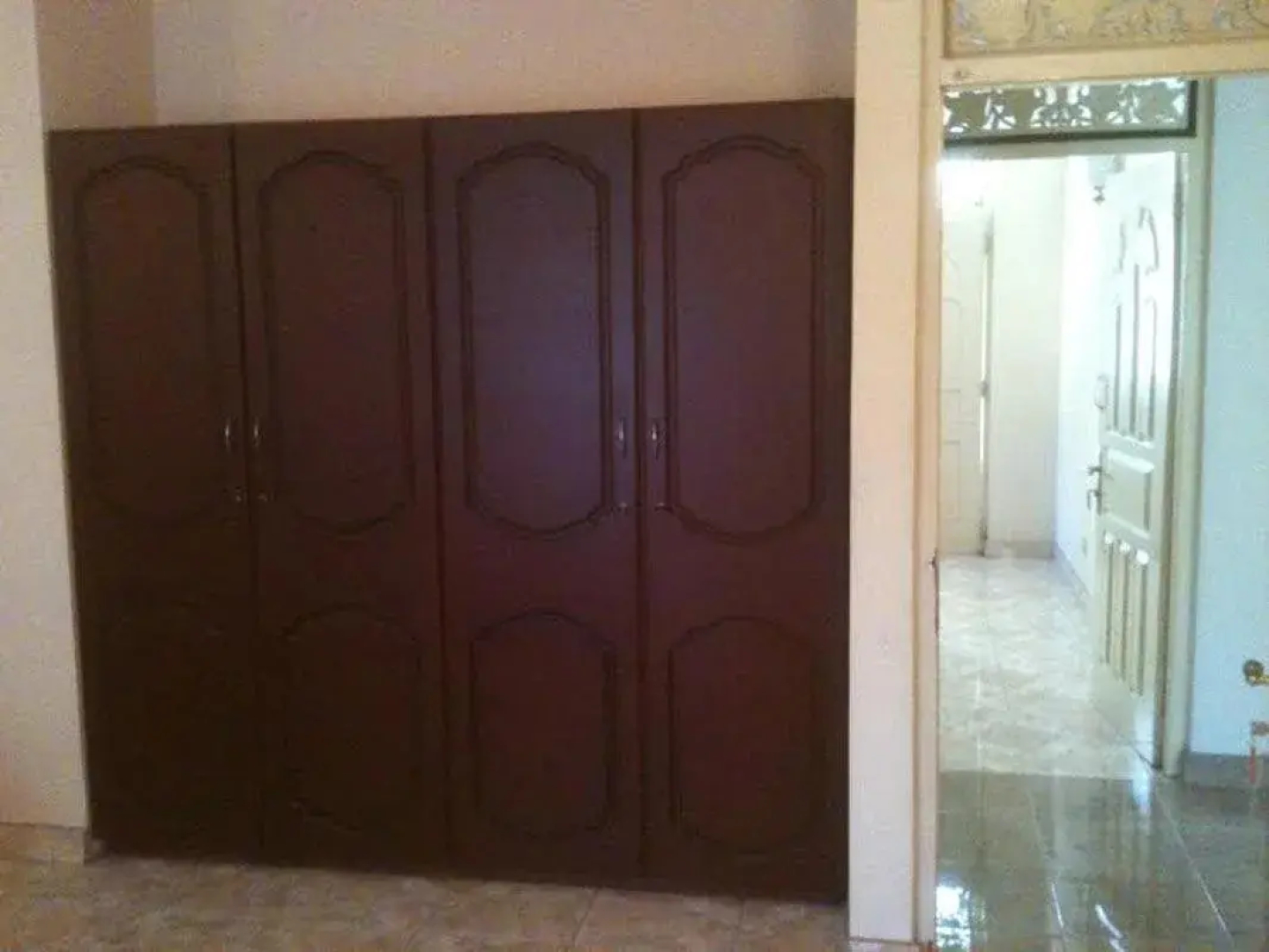 Airport Lounge Hotel